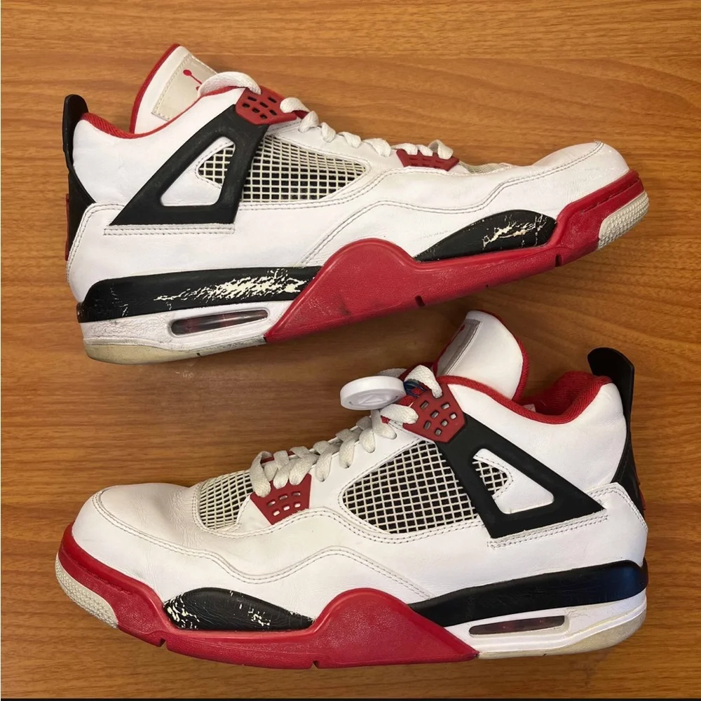 Jordan 4 Fire Red 2012_2